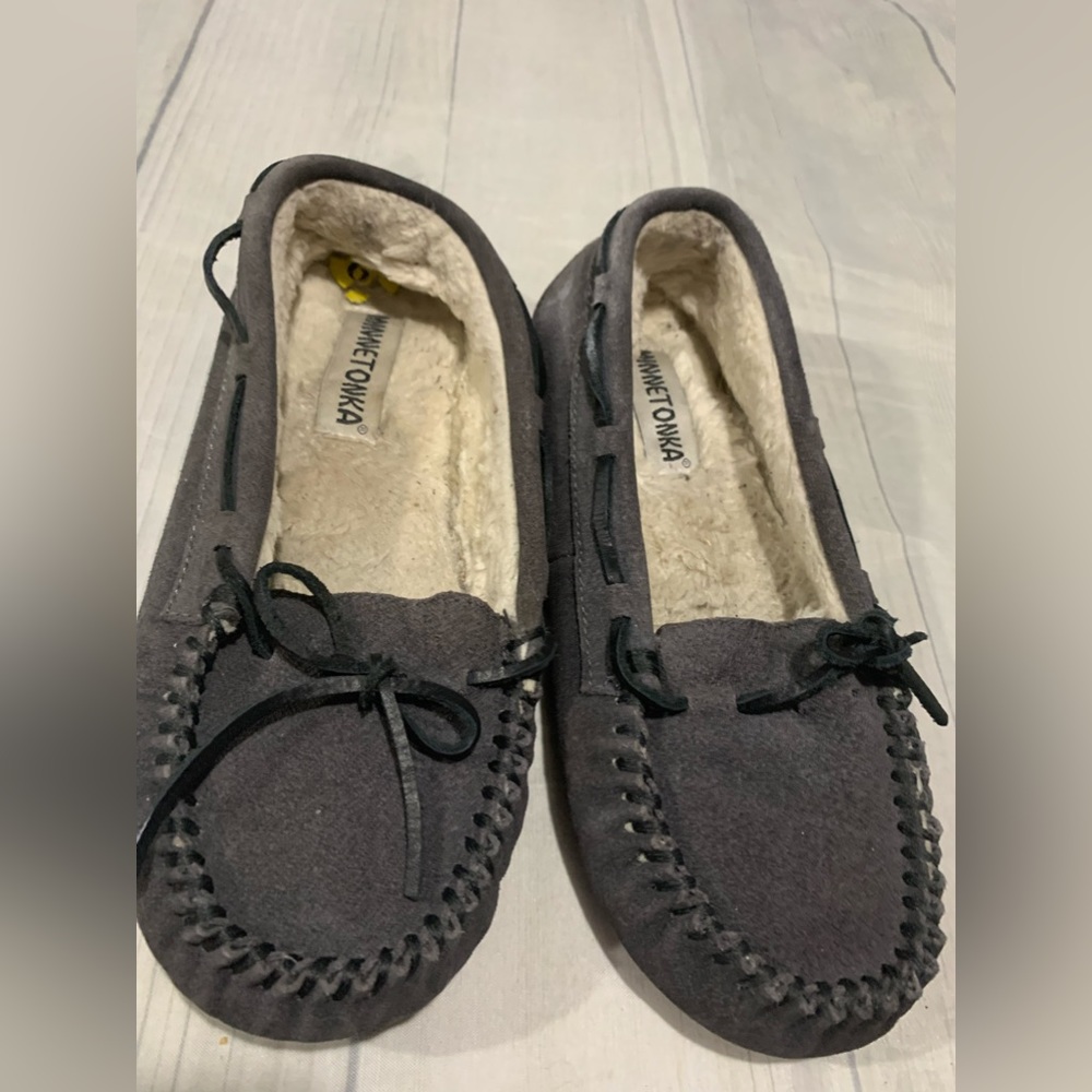 MINNETONKA TRAPPER MOCCASIN SLIPPER